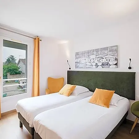 Amaya Hotel 3*