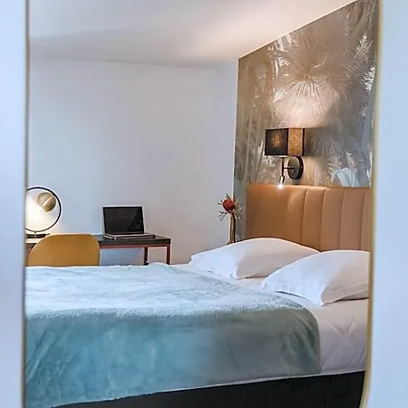Amaya Hotel 3*
