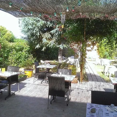 Amaya 3* Ambares-et-Lagrave