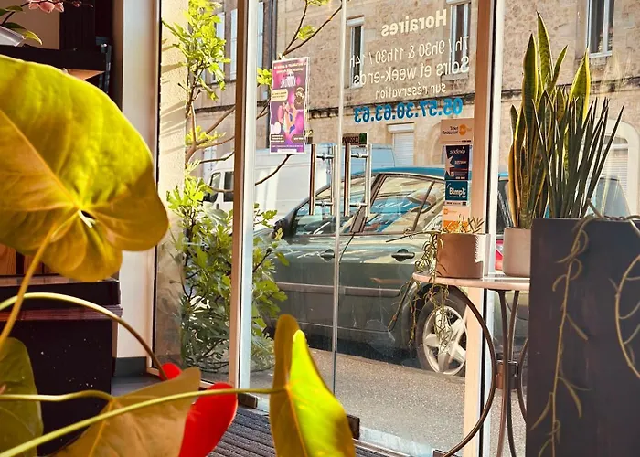 Amaya Hotel Ambares-et-Lagrave