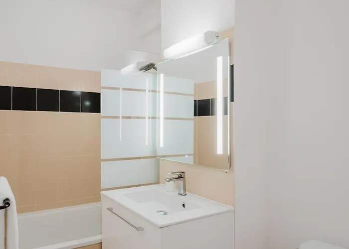 Amaya Hotel Ambares-et-Lagrave